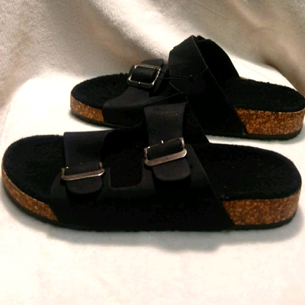 Brand New Womens Sandals / Flip Flops - Picture 4 of 5